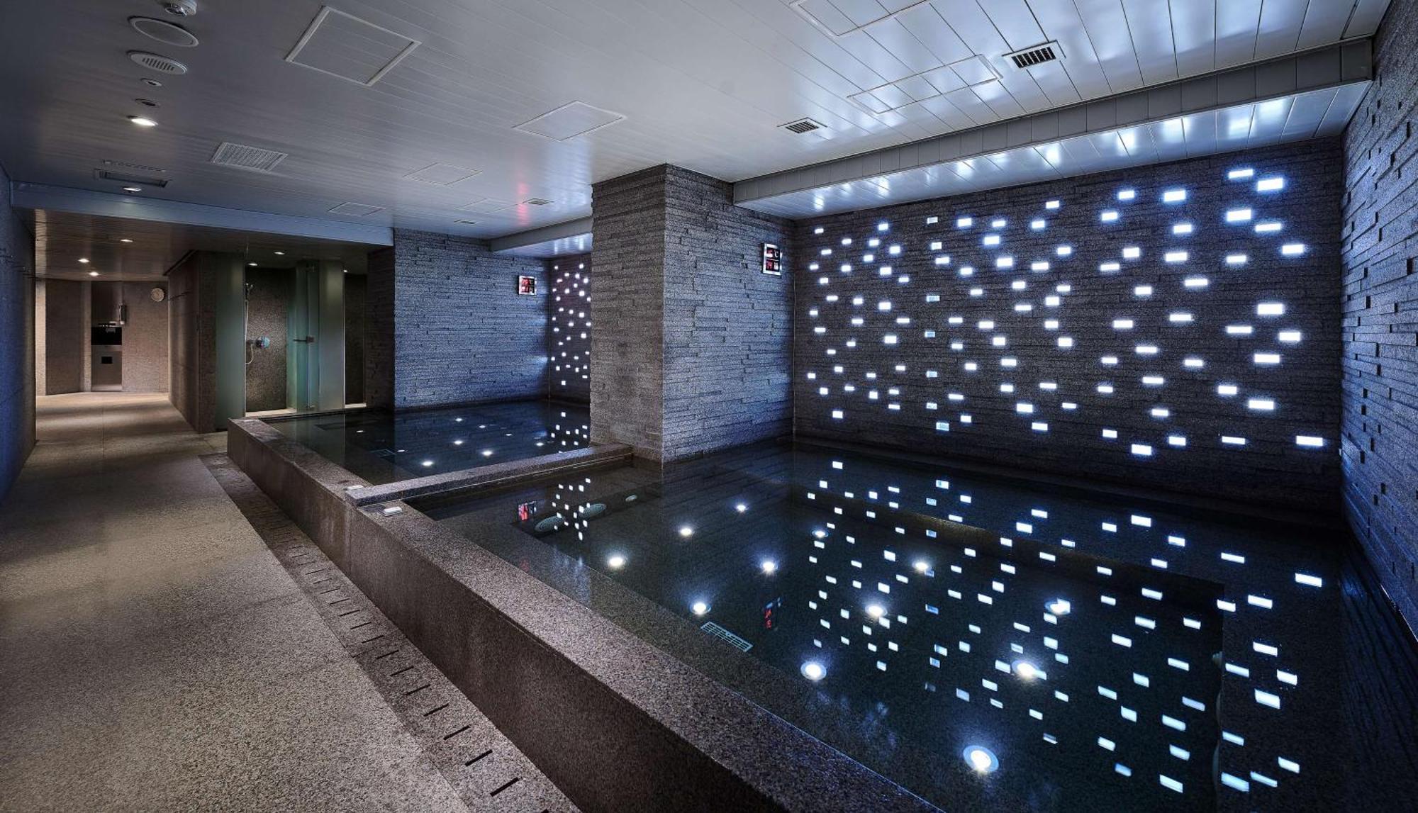 Grand Hyatt Taipei Hotel Exterior foto A modern onsen in Tokyo